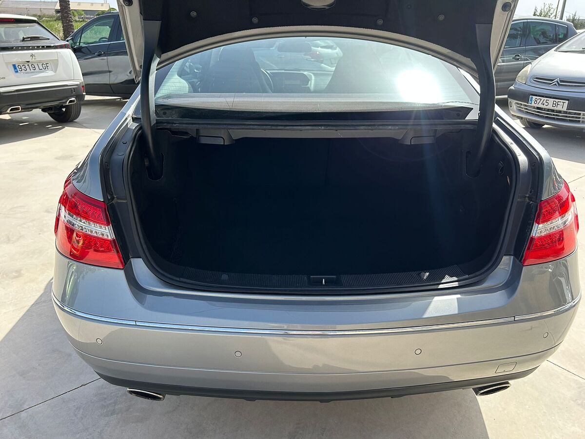 MERCEDES E350 CDI COUPE 3.0 V6 AUTO SPANISH LHD IN SPAIN 118000 MILES SUPER 2009